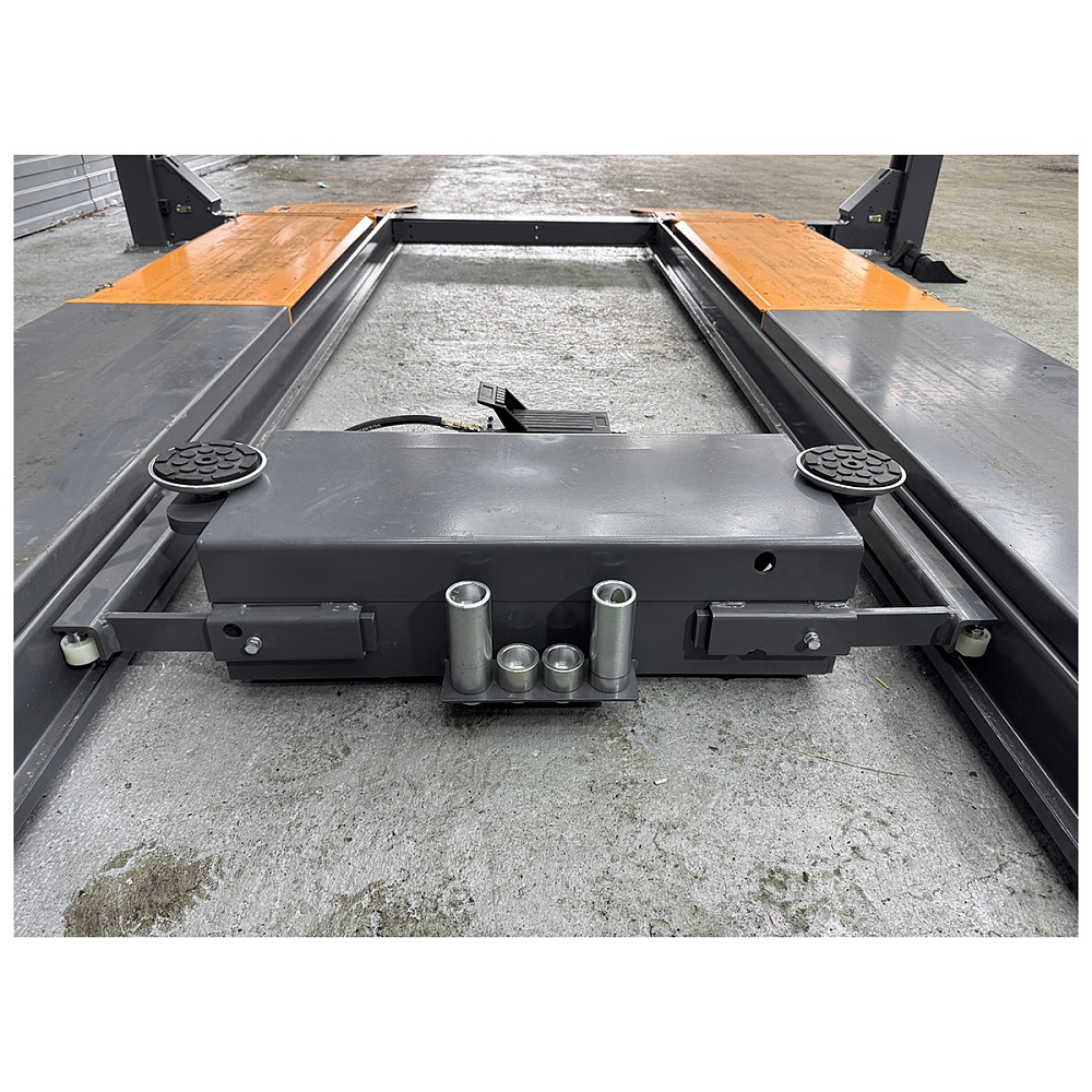 WiederKraft WDK-545 Четырехстоечный автомобильный подъемник г/п 5 тонн под сход-развал